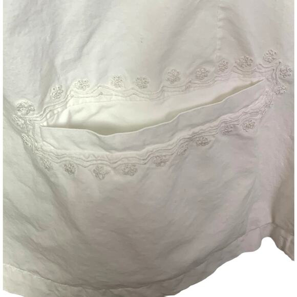 Vintage White Embroidered Short Sleeve Button up, Size XL - Picture 5 of 6